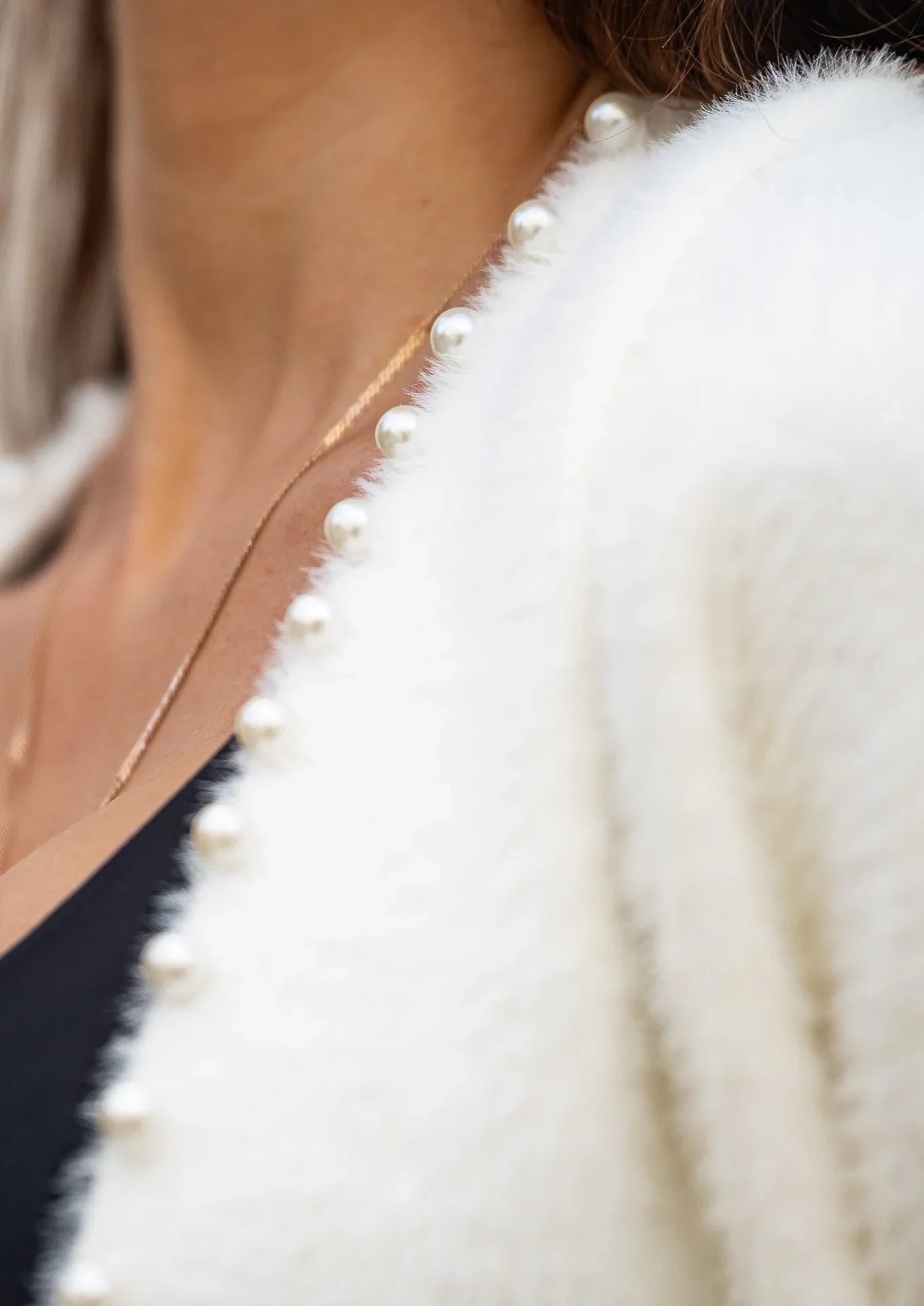 White Pearly Knit Cardigan Coat - shoppegasi White Pearly Knit Cardigan Coat - shoppegasi